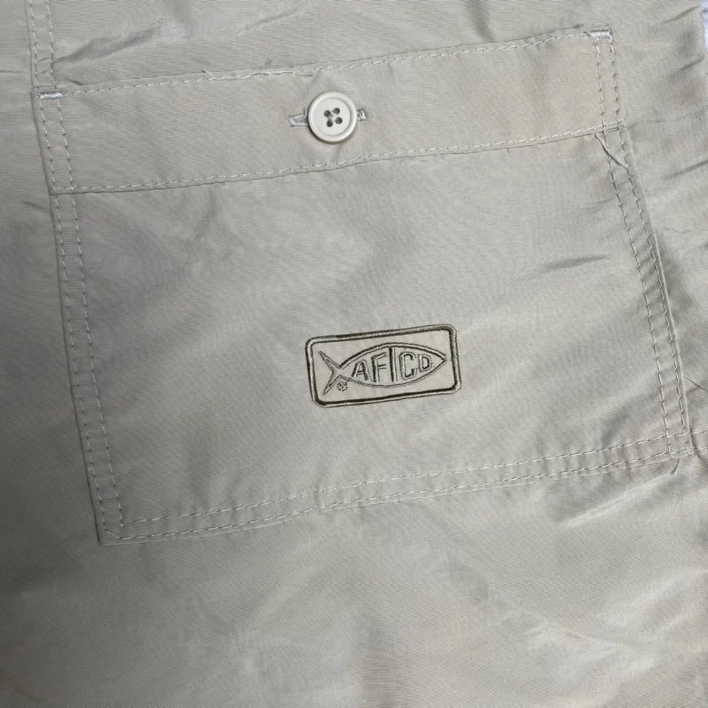 AFTCO Mens Fishing Shorts Tan Khaki Original Handcrafted Size 46 Nylon Cargo